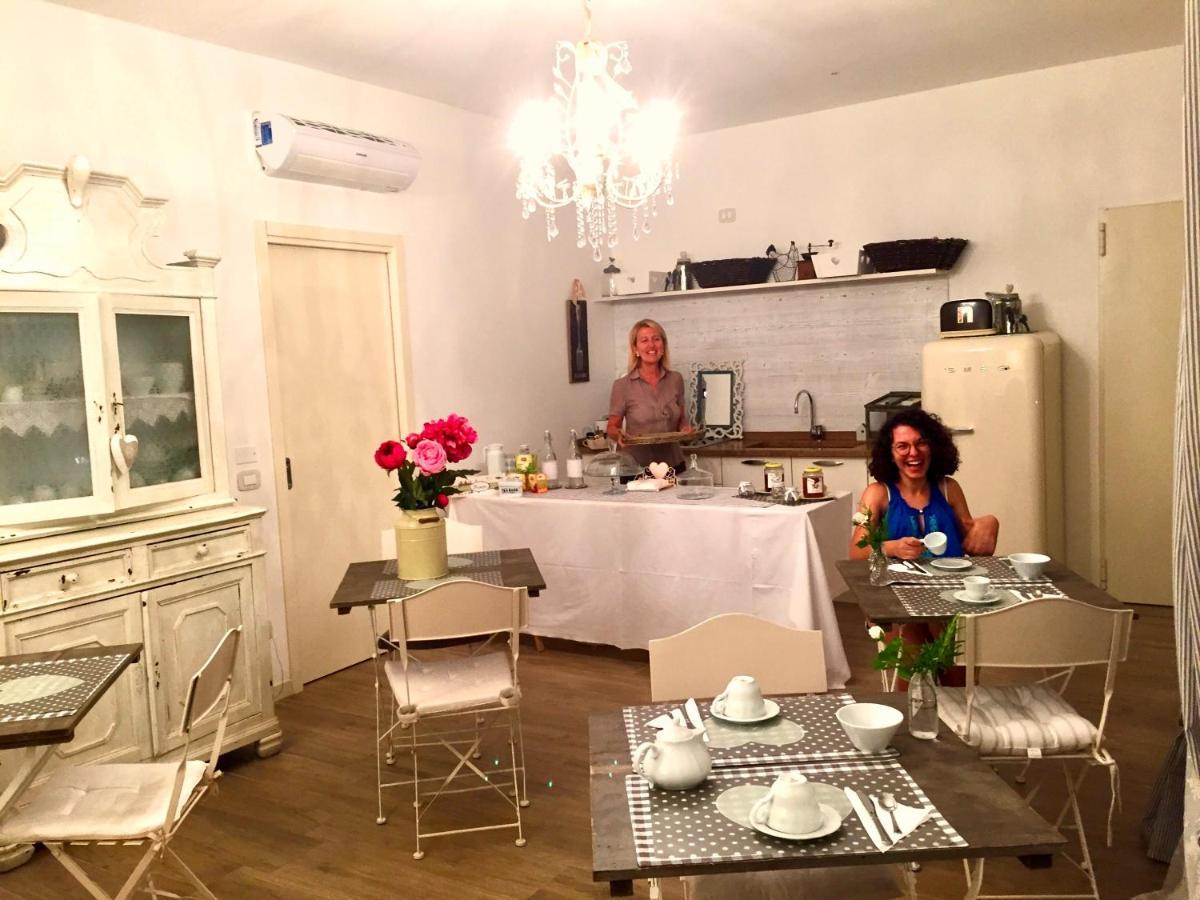 B&B Dolce Olga ペスキエーラ・デル・ガルダ エクステリア 写真